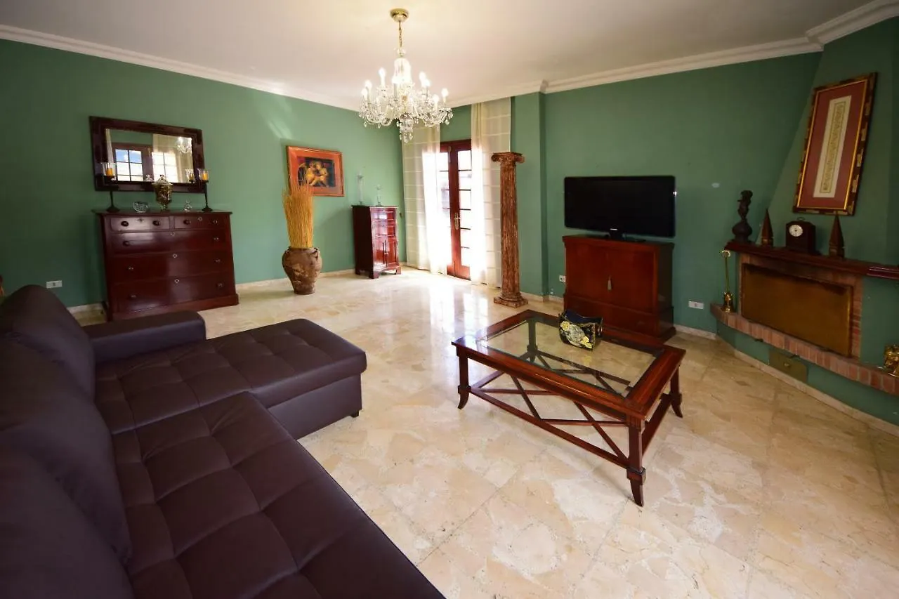 Alina - Vivienda vacacional con piscina privada Puerto de la Cruz  Сasa de vacaciones