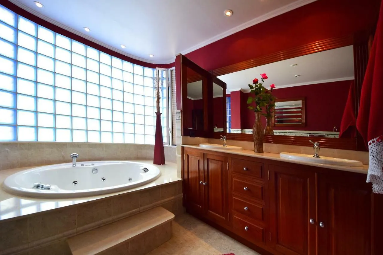 Alina - Vivienda vacacional con piscina privada Puerto de la Cruz  Puerto de la Cruz (Tenerife)
