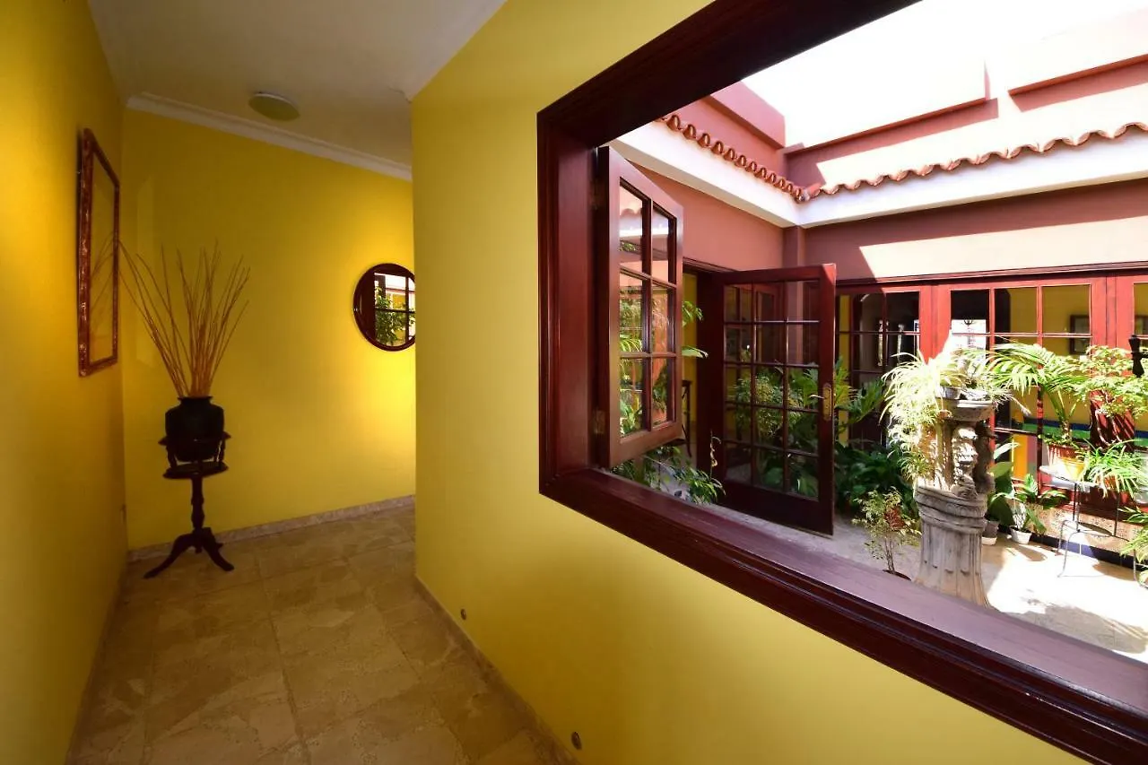 Alina - Vivienda vacacional con piscina privada Puerto de la Cruz  España